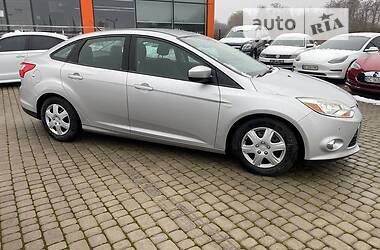 Седан Ford Focus 2012 в 