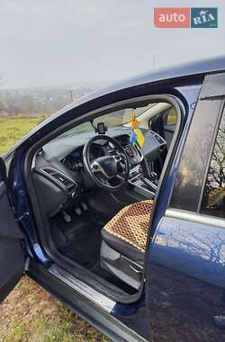 Хэтчбек Ford Focus 2013 в Ивано-Франковске