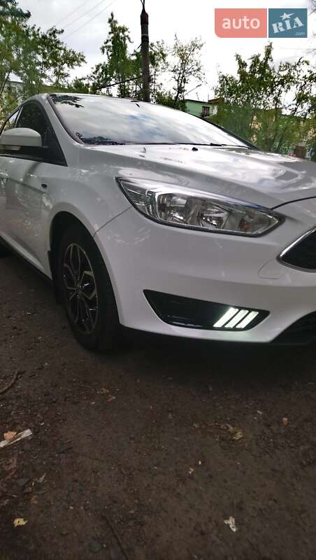 Седан Ford Focus 2016 в Кривом Роге