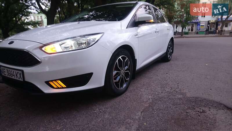 Седан Ford Focus 2016 в Кривом Роге