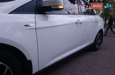Седан Ford Focus 2016 в 