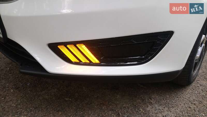 Седан Ford Focus 2016 в Кривом Роге