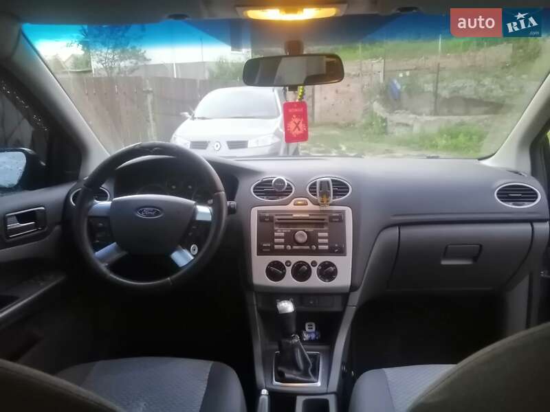 Седан Ford Focus 2006 в Луцке