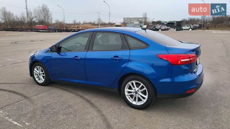 Седан Ford Focus 2017 в Киеве