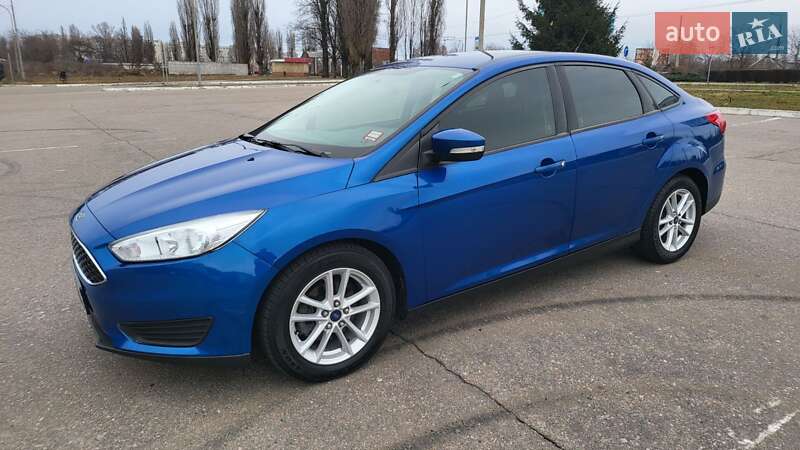 Седан Ford Focus 2017 в Киеве