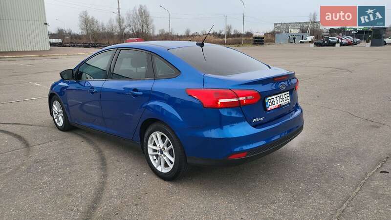 Седан Ford Focus 2017 в Киеве