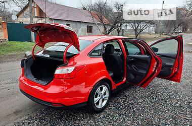 Седан Ford Focus 2013 в Полтаві