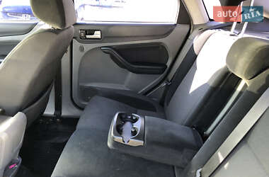 Хэтчбек Ford Focus 2008 в Киеве