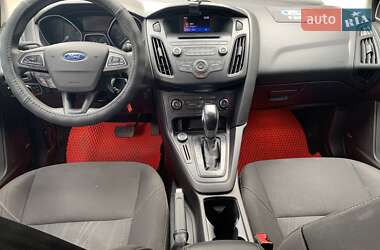 Седан Ford Focus 2016 в 