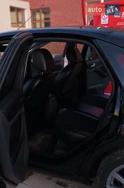 Хэтчбек Ford Focus 2006 в Тячеве