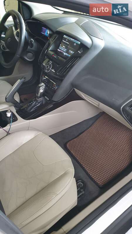 Хетчбек Ford Focus 2012 в Тальному