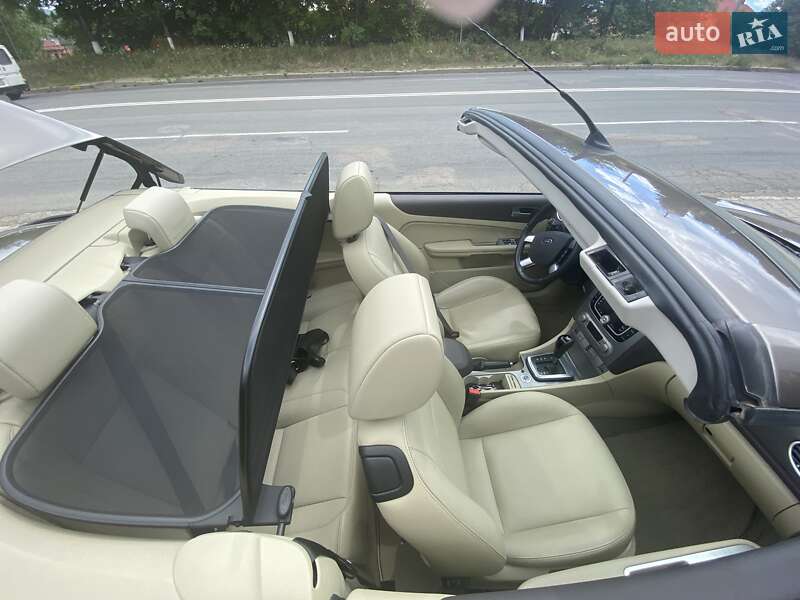 Кабриолет Ford Focus 2009 в Черновцах