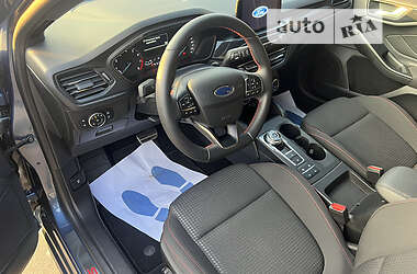 Хэтчбек Ford Focus 2020 в 