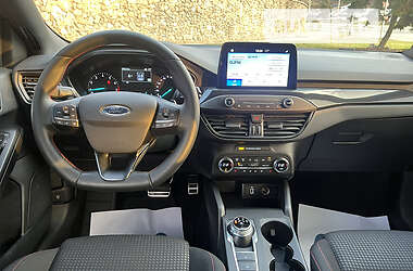 Хэтчбек Ford Focus 2020 в 