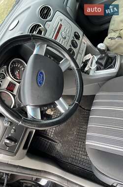 Хэтчбек Ford Focus 2008 в 
