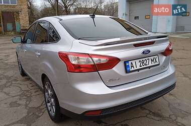 Седан Ford Focus 2013 в 