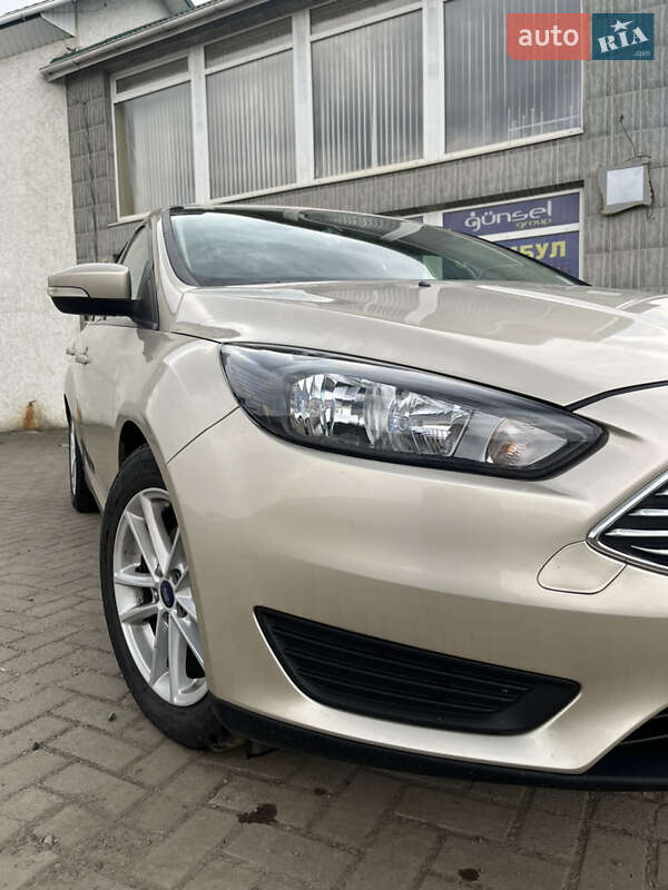 Седан Ford Focus 2017 в Черновцах