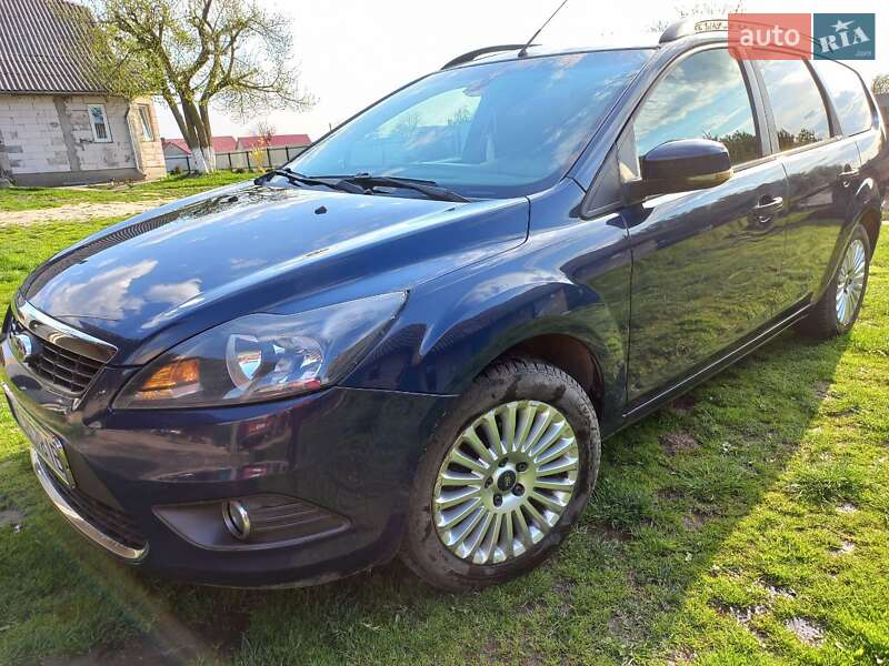 Универсал Ford Focus 2010 в Жовкве