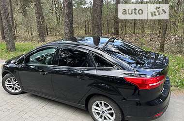 Седан Ford Focus 2015 в Львове
