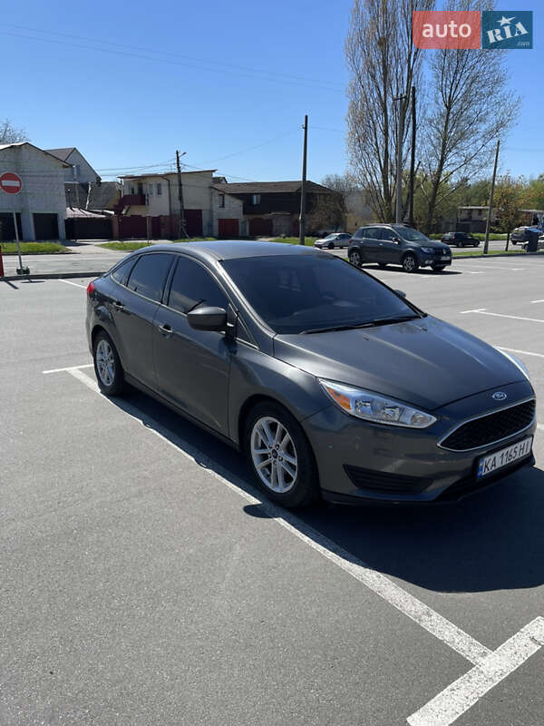 Седан Ford Focus 2017 в Киеве
