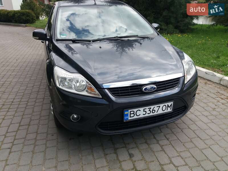 Універсал Ford Focus 2010 в Яворові