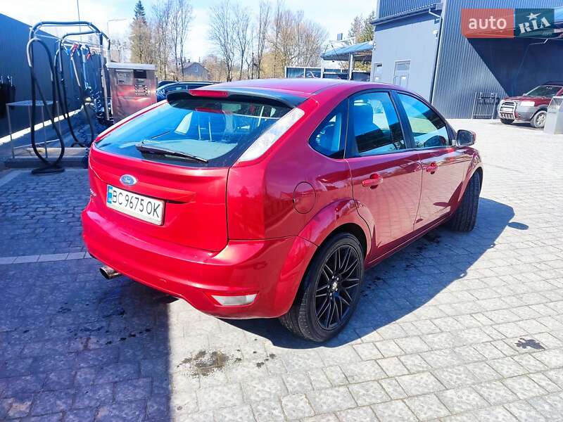 Хэтчбек Ford Focus 2008 в Самборе