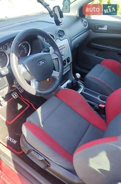 Хэтчбек Ford Focus 2008 в Самборе