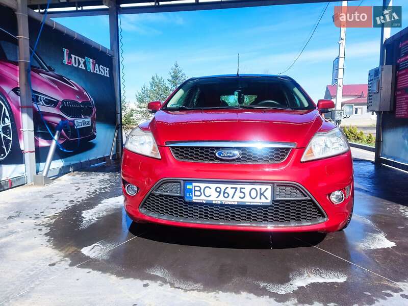 Хэтчбек Ford Focus 2008 в Самборе