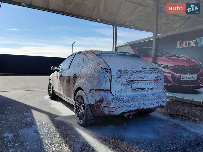Хэтчбек Ford Focus 2008 в Самборе