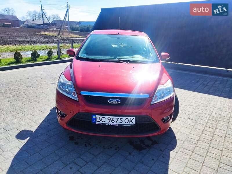Хэтчбек Ford Focus 2008 в Самборе