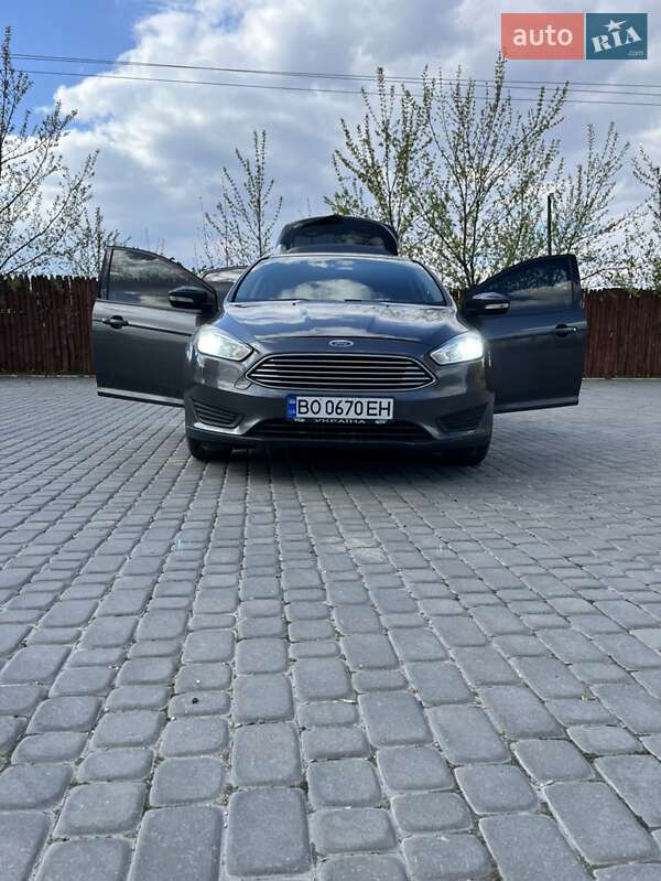 Хэтчбек Ford Focus 2016 в Тернополе