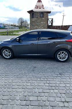 Хэтчбек Ford Focus 2016 в 