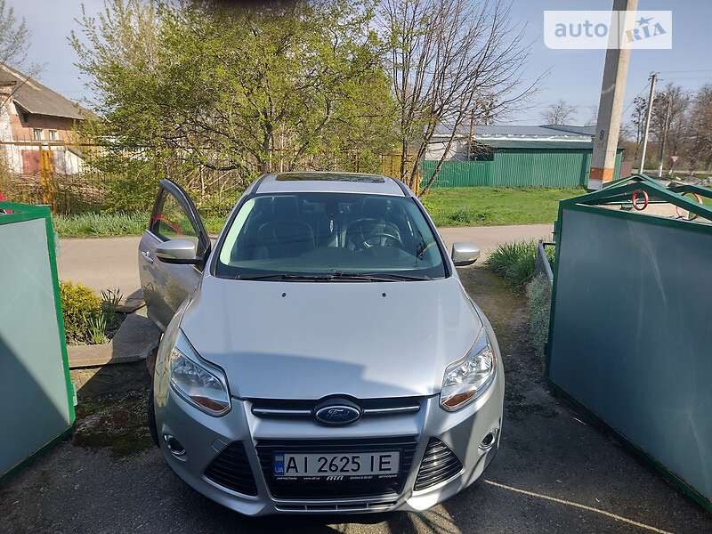 Седан Ford Focus 2012 в Миронівці