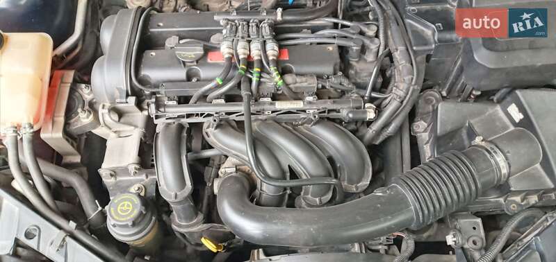 Хэтчбек Ford Focus 2006 в Томашполе фото 9 Хэтчбек Ford Focus 2006 в Томашполе