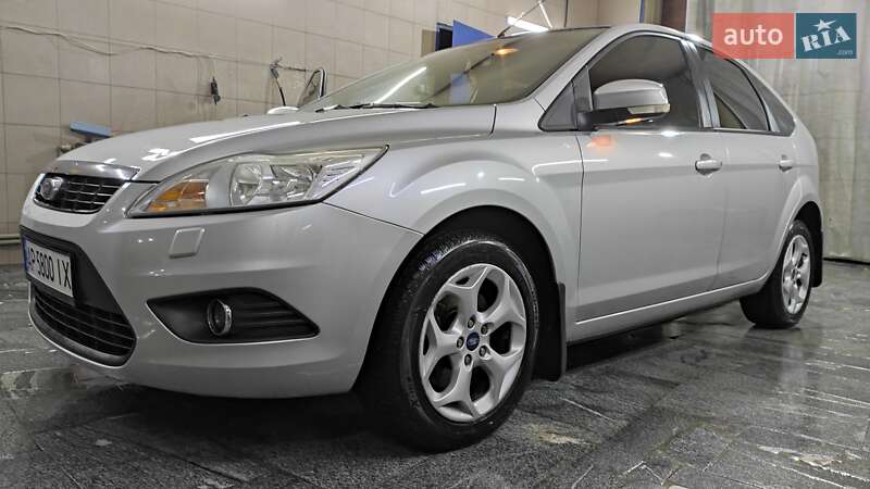 Хетчбек Ford Focus 2010 в Солоному