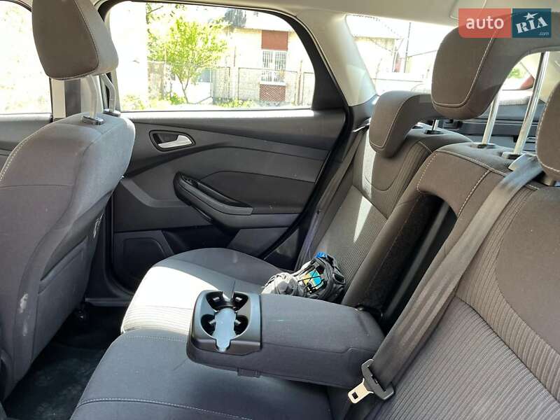 Универсал Ford Focus 2012 в Новояворовске