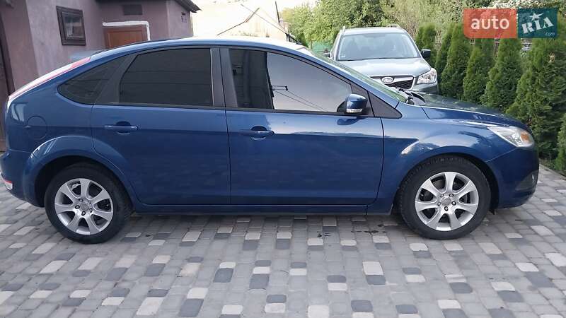Седан Ford Focus 2008 в Ходореві