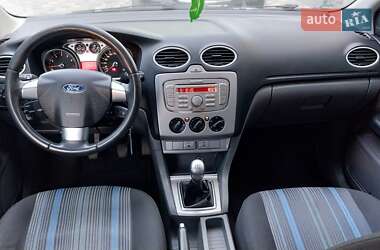Седан Ford Focus 2008 в Ходорове
