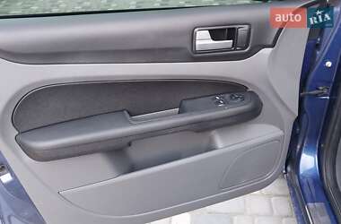 Седан Ford Focus 2008 в Ходорове