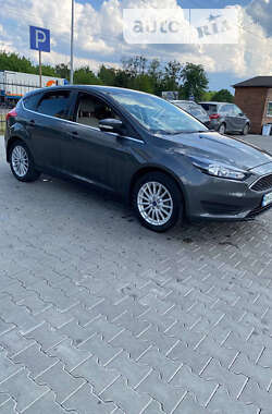 Хэтчбек Ford Focus 2017 в 