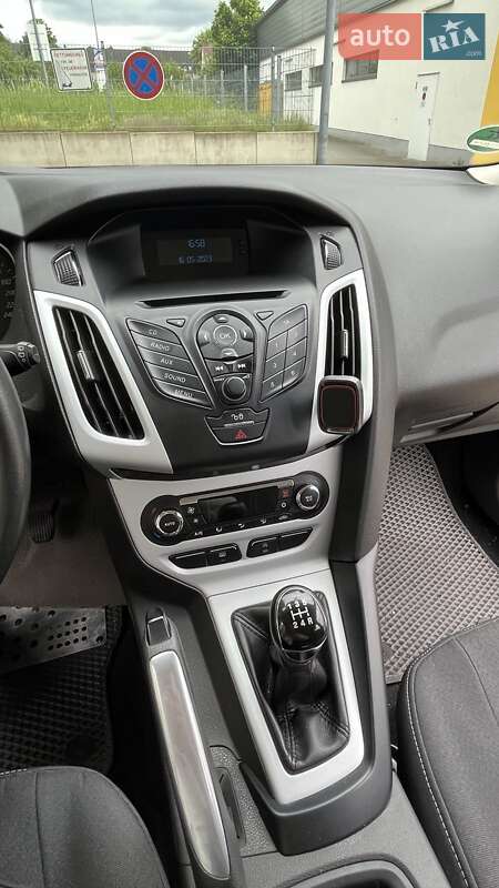 Седан Ford Focus 2013 в Запоріжжі фото 7 Седан Ford Focus 2013 в Запоріжжі