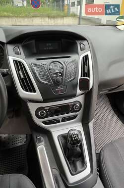 Седан Ford Focus 2013 в 