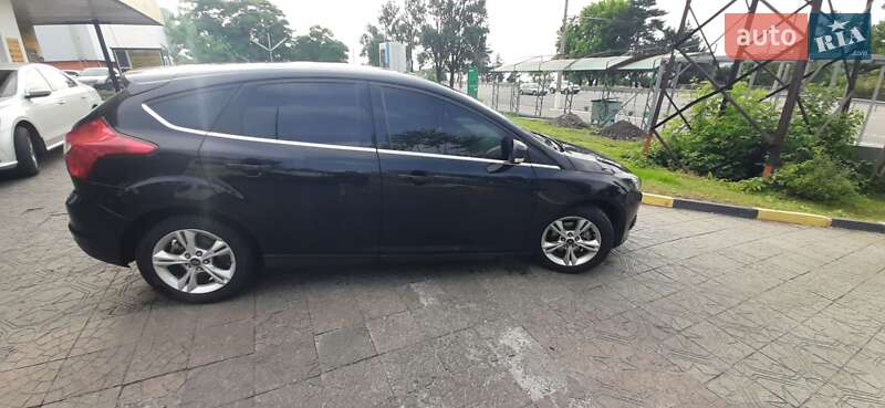 Хэтчбек Ford Focus 2011 в Днепре