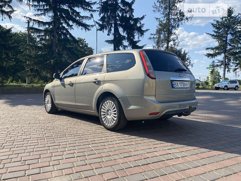 Универсал Ford Focus 2009 в Староконстантинове