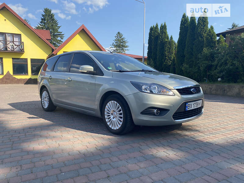Универсал Ford Focus 2009 в Староконстантинове