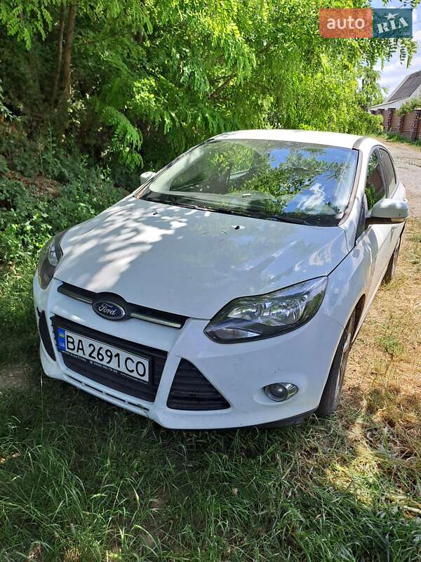 Хэтчбек Ford Focus 2013 в Новоархангельске