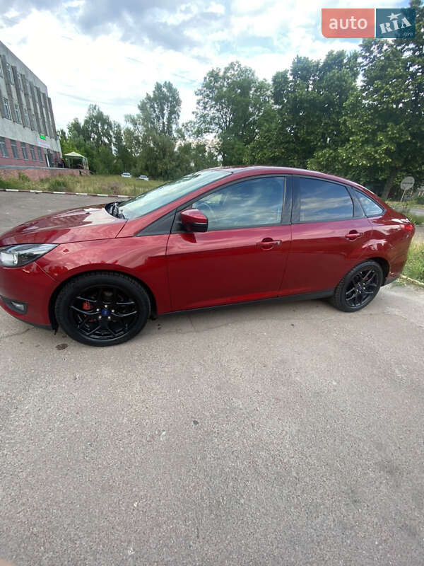 Седан Ford Focus 2016 в Чернигове фото 3 Седан Ford Focus 2016 в Чернигове