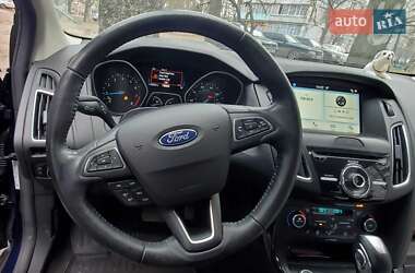 Седан Ford Focus 2016 в 