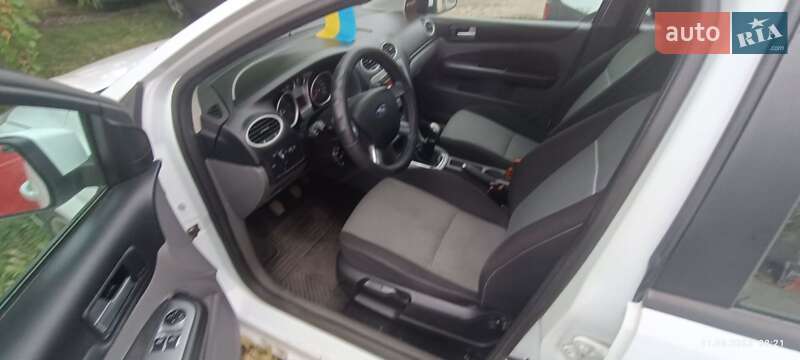 Универсал Ford Focus 2010 в Днепре