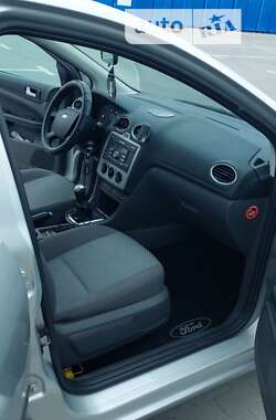 Хэтчбек Ford Focus 2006 в Виннице